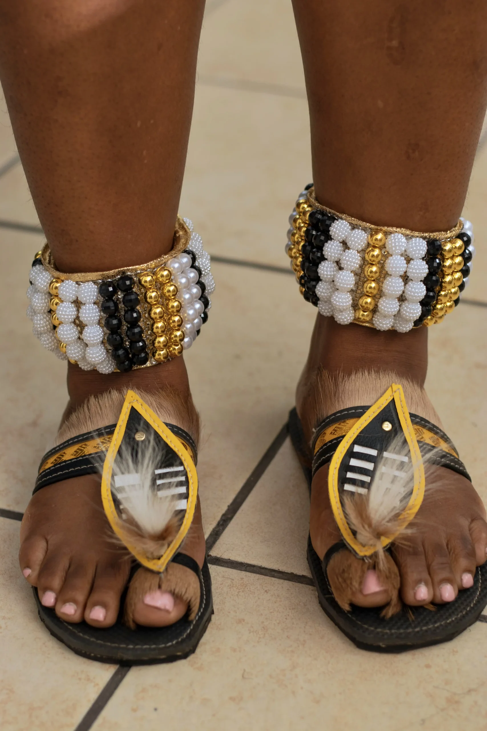 Emacakala bling white